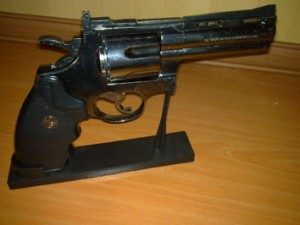 ماكت دكوري فندكي 7تيرمگنوم