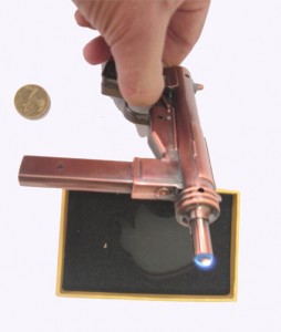 یوزی فندکی یوزی فندکی