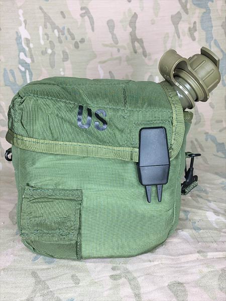 قمقمه نظامی 2 لیتری دوشی امریکایی قمقمه نظامی 2 لیتری دوشی امریکایی