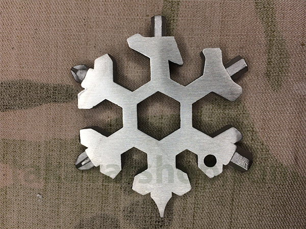 ابزار 18 کاره ضروری ابزار 18 کاره ضروری