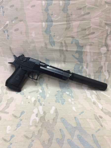 کلت کمری امریکایی تمام فلزی ساچمه پلاستیکی والتر پی 99 با صدا خفه کن