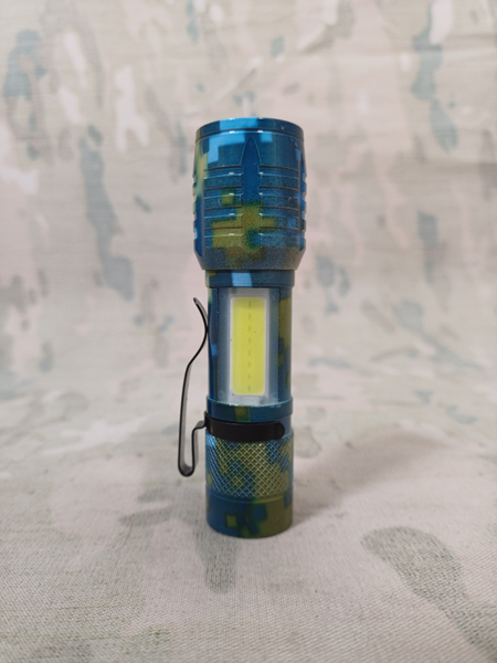 چراغ قوه جیبی شارژی 3 حالته کامو چراغ قوه جیبی شارژی 3 حالته کامو