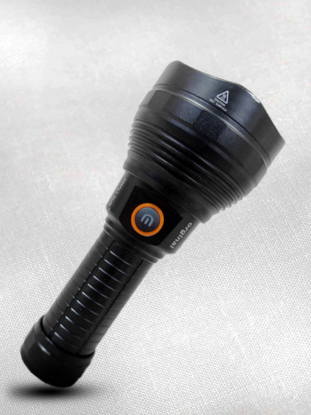 چراغ قوه شارژی سایز متوسط ضد ضربه 3 حالته